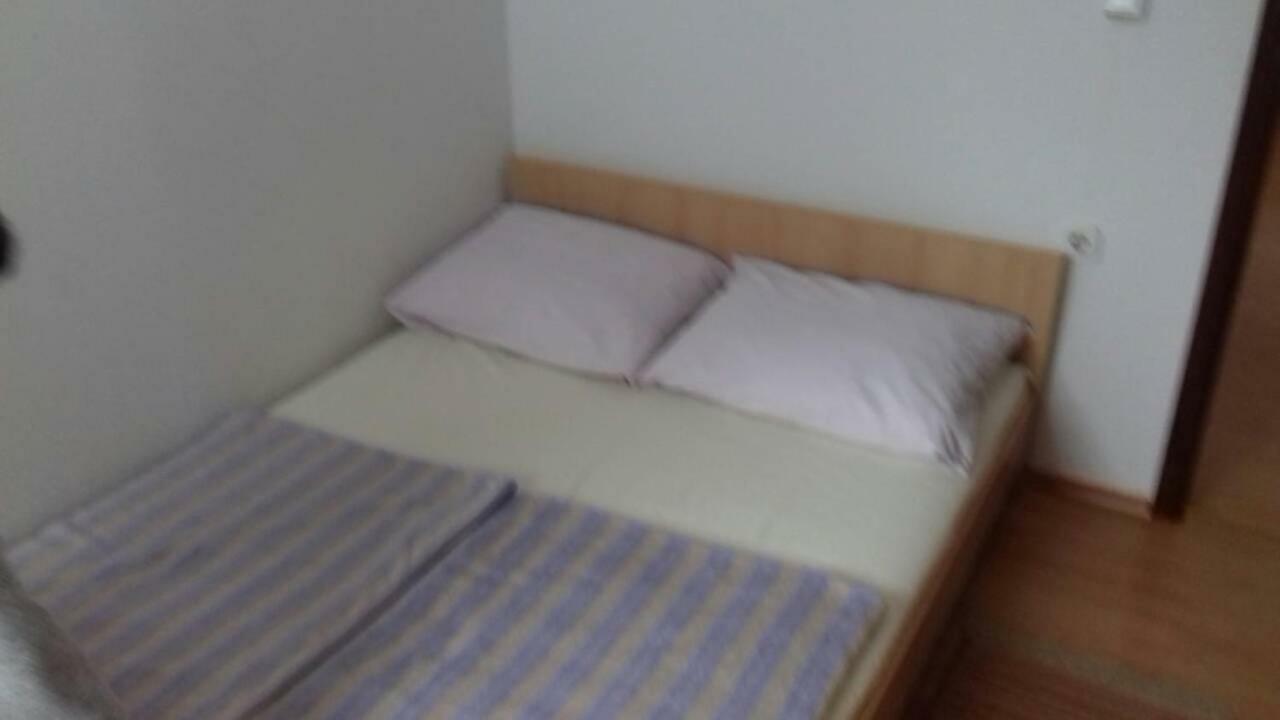 ורסי Apartmani Misak מראה חיצוני תמונה